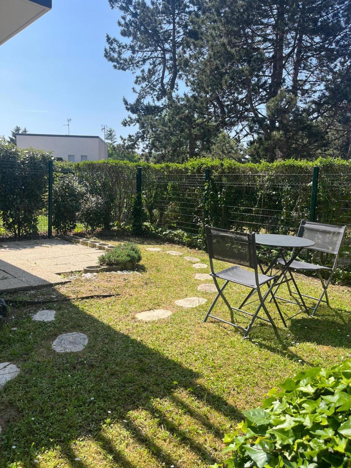 37M With Terrace And Garden Near The Sea Apartment Cabourg Exterior photo